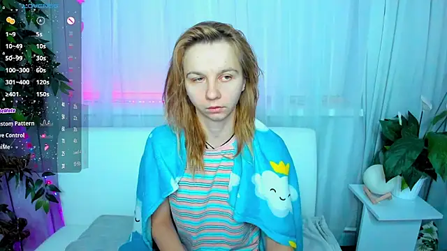 Snapshot of Bell_a_mi_ chatting on February 22, 2:28 am Bell a mi online show from February 22, 2:28 am