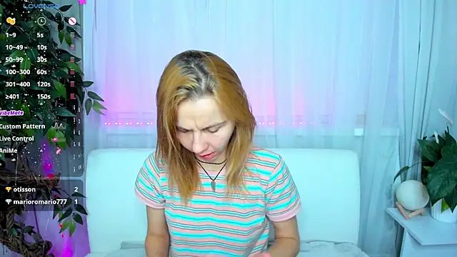 Snapshot of Bell_a_mi_ chatting on February 27, 2:32 am Bell a mi online show from February 27, 2:32 am