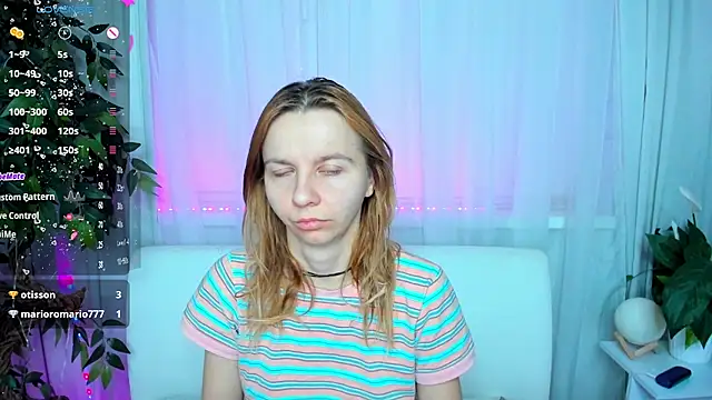 Snapshot of Bell_a_mi_ chatting on February 28, 2:09 am Bell a mi online show from February 28, 2:09 am