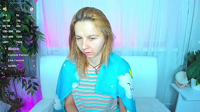 Snapshot of Bell_a_mi_ chatting on March 1, 2:15 am Bell a mi online show from March 1, 2:15 am