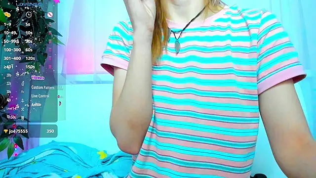 Snapshot of Bell_a_mi_ chatting on March 1, 5:20 am Bell a mi online show from March 1, 5:20 am