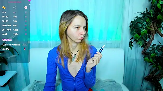 Snapshot of Bell_a_mi_ chatting on October 9, 8:34 am Bell a mi online show from October 9, 8:34 am