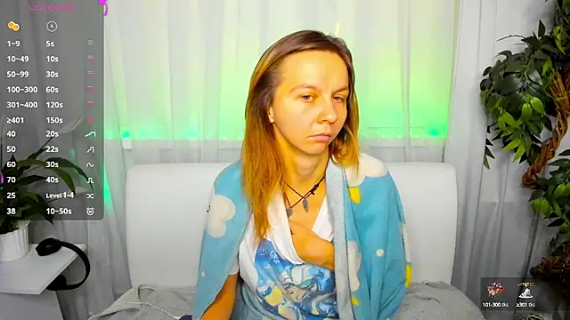 Snapshot of Bell_a_mi_ chatting on October 12, 7:29 am Bell a mi online show from October 12, 7:29 am