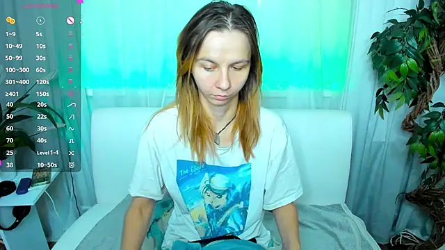 Snapshot of Bell_a_mi_ chatting on October 17, 9:01 am Bell a mi online show from October 17, 9:01 am