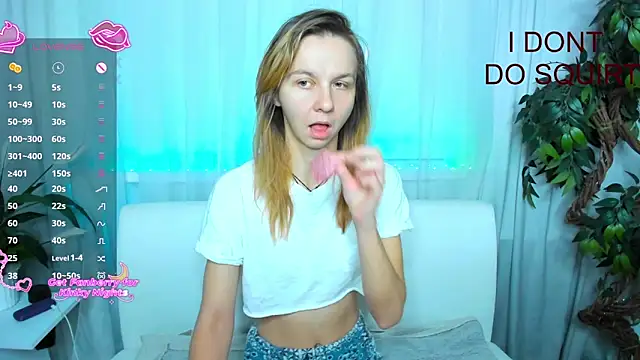 Snapshot of Bell_a_mi_ chatting on October 25, 8:55 am Bell a mi online show from October 25, 8:55 am