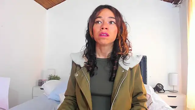 ZulyMichels online show from February 10, 3:53 pm