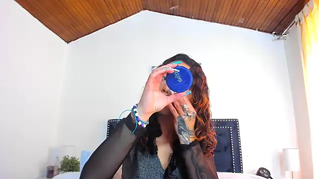 ZulyMichels online show from February 22, 4:51 pm