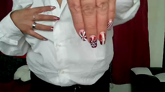 yayita mature online show from January 7, 5:42 pm