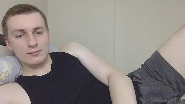 Snapshot of your_andy chatting on December 2, 7:14 am your andy online show from December 2, 7:14 am