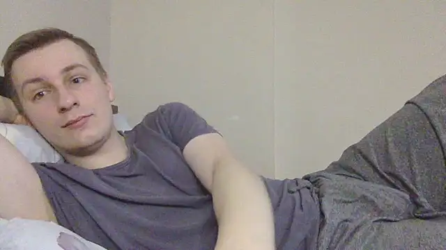 Snapshot of your_andy chatting on December 14, 7:58 am your andy online show from December 14, 7:58 am