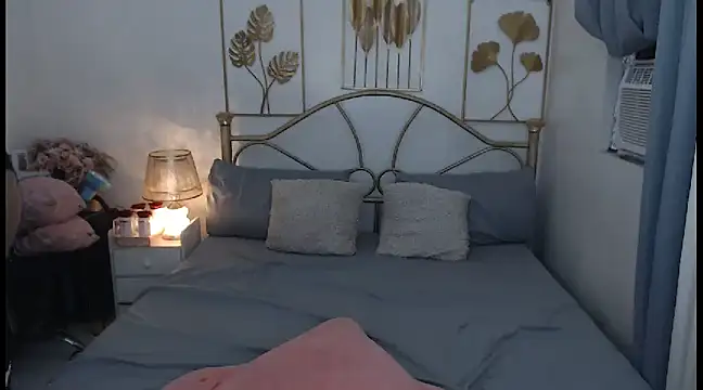 Snapshot of angelicahakenson chatting on December 9, 9:28 am angelicahakenson online show from December 9, 9:28 am