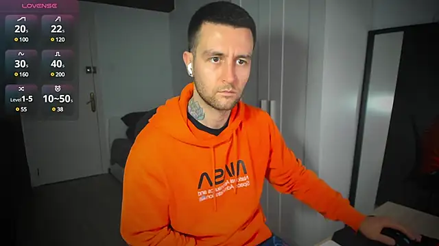 Snapshot of HonestAndrew chatting on March 14, 3:47 pm HonestAndrew online show from March 14, 3:47 pm