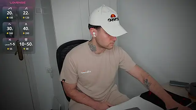 HonestAndrew online show from April 2, 3:59 am