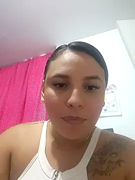 Snapshot of LizzRouse chatting on September 26, 8:13 pm LizzRouse online show from September 26, 8:13 pm