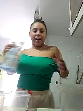 Snapshot of LizzRouse chatting on October 10, 5:12 pm LizzRouse online show from October 10, 5:12 pm