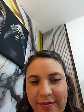 Snapshot of LizzRouse chatting on October 27, 9:08 pm LizzRouse online show from October 27, 9:08 pm