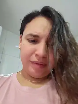 Snapshot of LizzRouse chatting on November 15, 3:19 pm LizzRouse online show from November 15, 3:19 pm