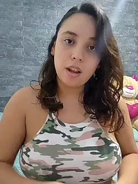 Snapshot of LizzRouse chatting on November 20, 9:25 pm LizzRouse online show from November 20, 9:25 pm