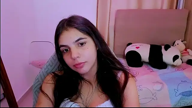  elenna online show from April 18, 7:58 pm