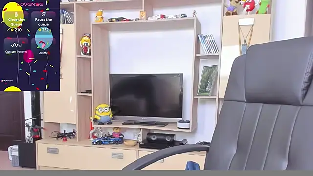 SquirtKitten online show from January 29, 2:00 pm