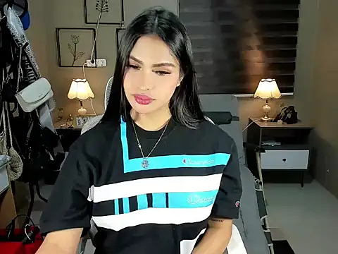 Snapshot of EternityBanks chatting on November 17, 4:46 pm EternityBanks online show from November 17, 4:46 pm