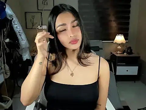 Snapshot of EternityBanks chatting on November 23, 4:29 pm EternityBanks online show from November 23, 4:29 pm