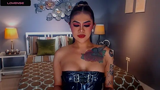 Snapshot of StellaStrong30 chatting on February 25, 1:41 am StellaStrong30 online show from February 25, 1:41 am