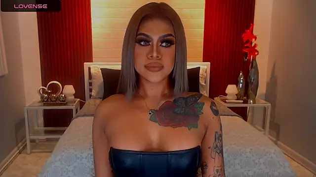 Snapshot of StellaStrong30 chatting on November 3, 9:59 pm StellaStrong30 online show from November 3, 9:59 pm