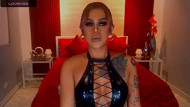 Snapshot of StellaStrong30 chatting on November 10, 9:58 pm StellaStrong30 online show from November 10, 9:58 pm