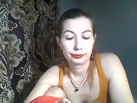 Snapshot of Olesja chatting on March 11, 6:30 pm Olesja online show from March 11, 6:30 pm