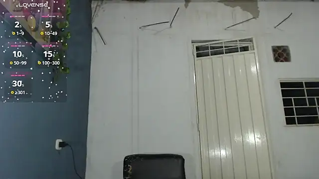 Snapshot of selena_moon98 chatting on September 29, 11:42 pm selena moon98 online show from September 29, 11:42 pm