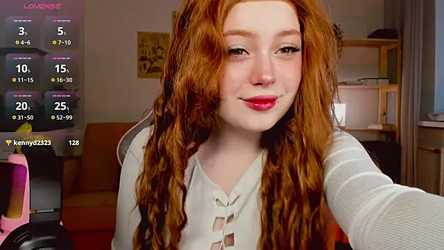 Snapshot of Sofy_Benson chatting on December 19, 10:13 am Sofy Benson online show from December 19, 10:13 am