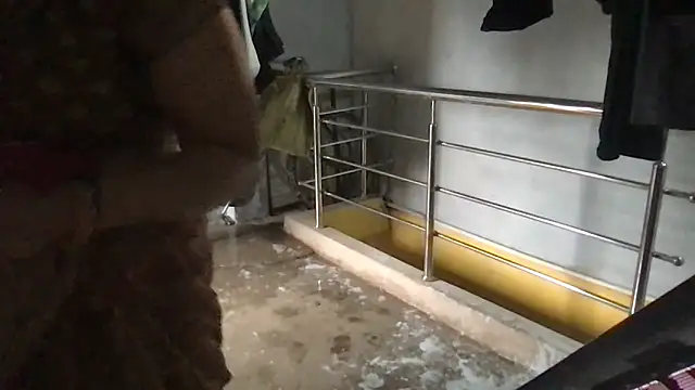 Riyasingh9 online show from September 29, 4:06 am