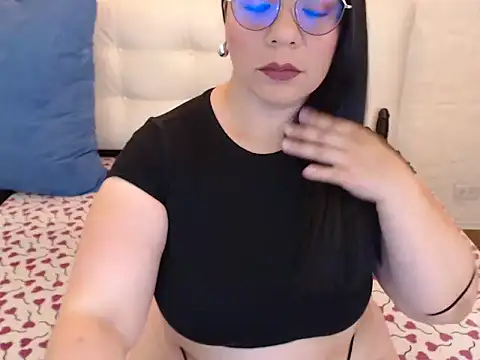 Snapshot of Angiee_BBW chatting on September 13, 5:46 pm Angiee BBW online show from September 13, 5:46 pm