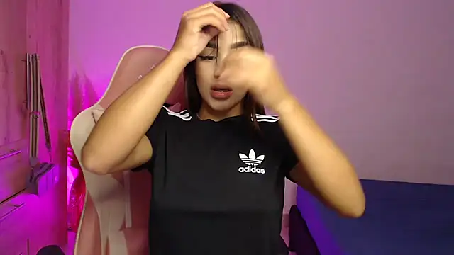 GiltRosebush online show from January 10, 8:04 pm