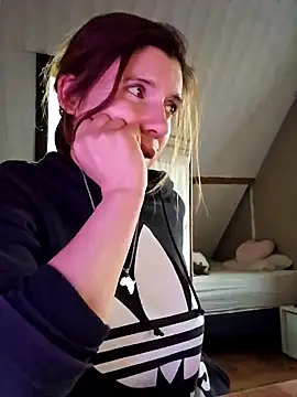 Lina lou4 online show from January 19, 3:42 pm