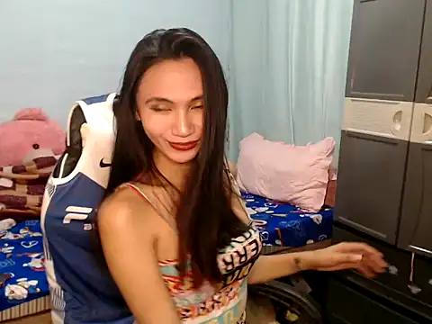 PirateEmpressBoaAico online show from December 11, 10:58 am