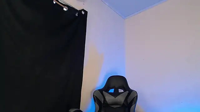 luciana keating online show from March 15, 8:54 pm