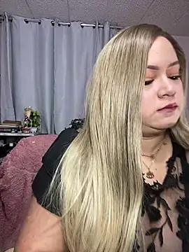 Snapshot of Melissa_Bianco chatting on January 12, 5:13 am Melissa Bianco online show from January 12, 5:13 am