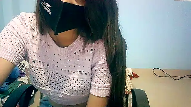 lovelydesi21 online show from December 7, 1:51 pm