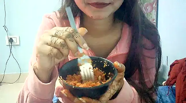 lovelydesi21 online show from January 14, 5:56 pm