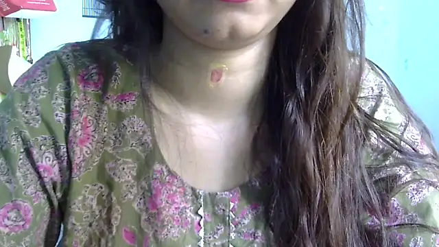 lovelydesi21 online show from September 22, 6:59 am