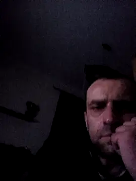 Snapshot of Roman0798 chatting on March 9, 12:21 am Roman0798 online show from March 9, 12:21 am