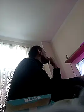 Snapshot of Roman0798 chatting on March 15, 3:16 pm Roman0798 online show from March 15, 3:16 pm