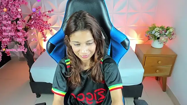 cora 22 online show from February 20, 4:03 pm