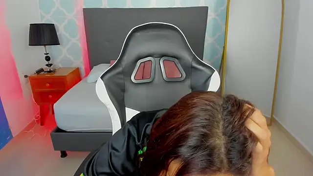 cora 22 online show from September 15, 12:49 pm