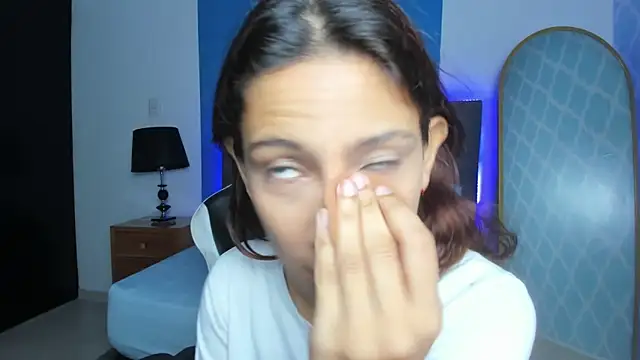 cora 22 online show from October 4, 12:47 pm