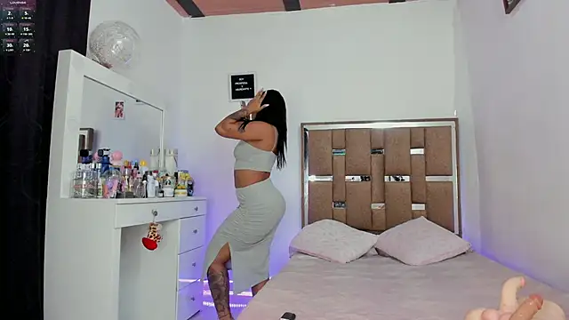 kendall-ewers online show from September 9, 11:04 pm