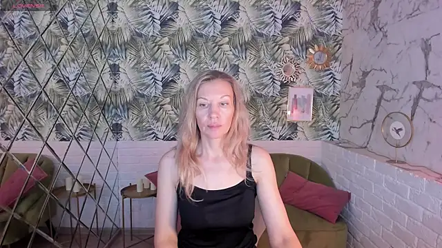 Snapshot of NancyGrace chatting on November 9, 1:09 pm NancyGrace online show from November 9, 1:09 pm