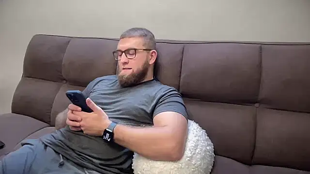 Snapshot of Bear_bear_ chatting on December 29, 9:17 am Bear bear online show from December 29, 9:17 am